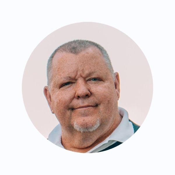 Headshot of Darren Hegarty