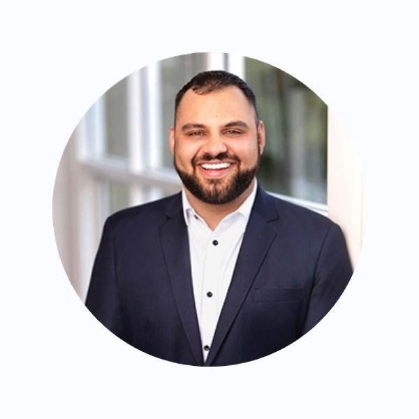 Headshot of Murray Benton