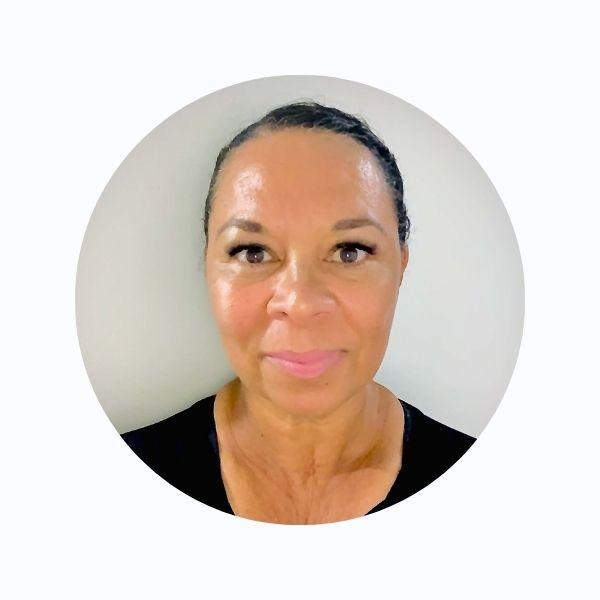 Headshot of Sharon Cavanagh-Luskin